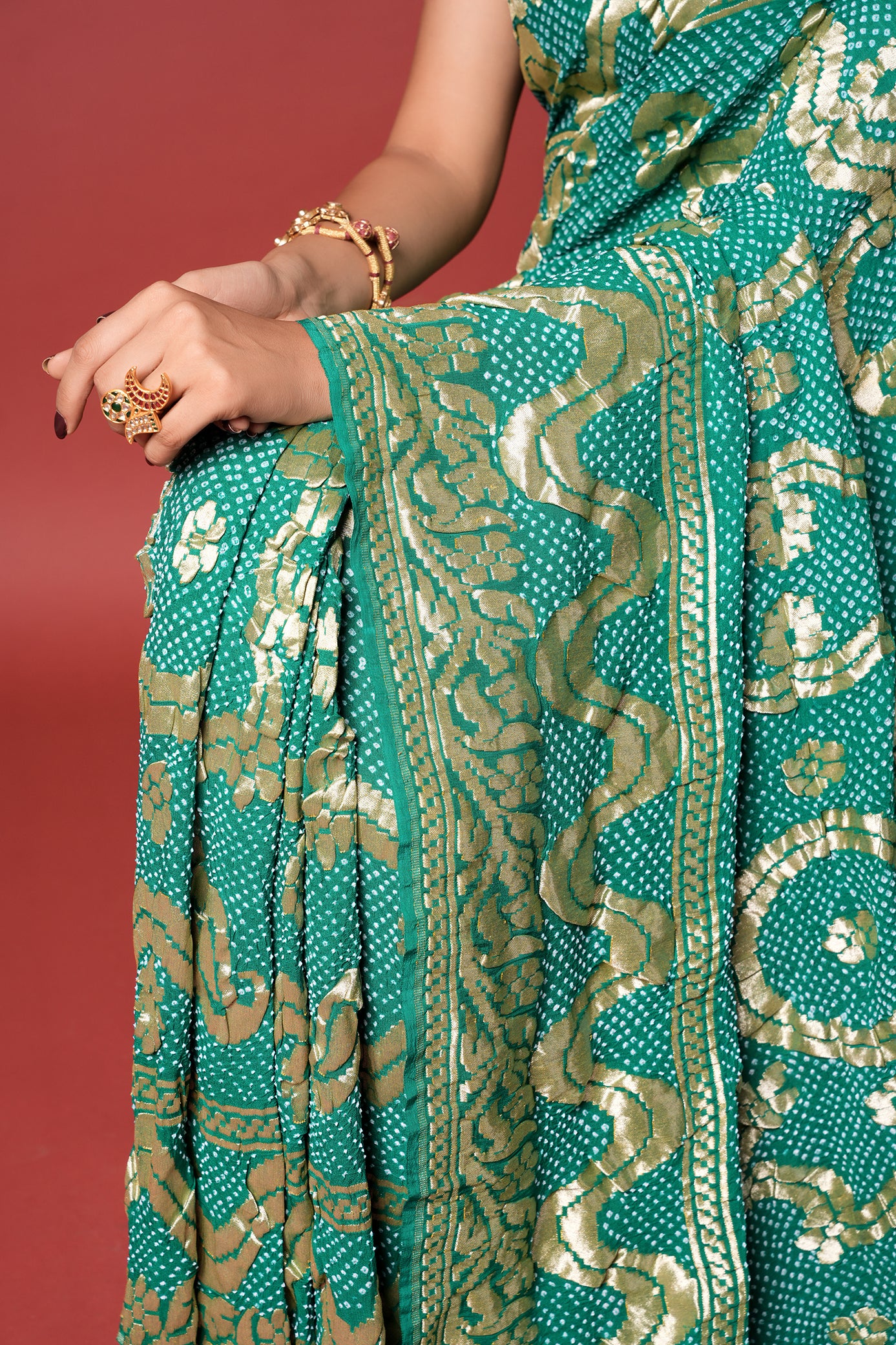 Pure Banarasi Georgette Bandhani Saree - Sharvani